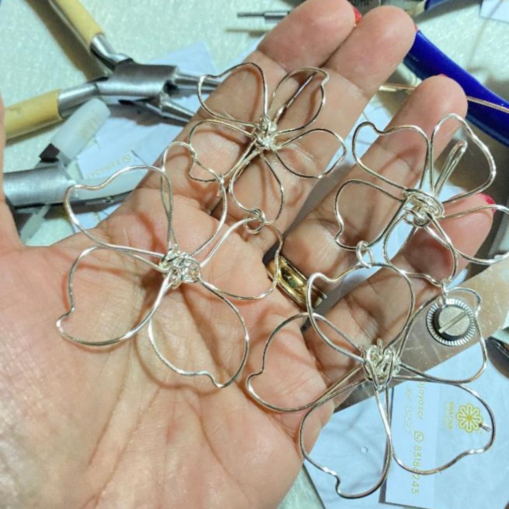 Aretes Gardenia Largos