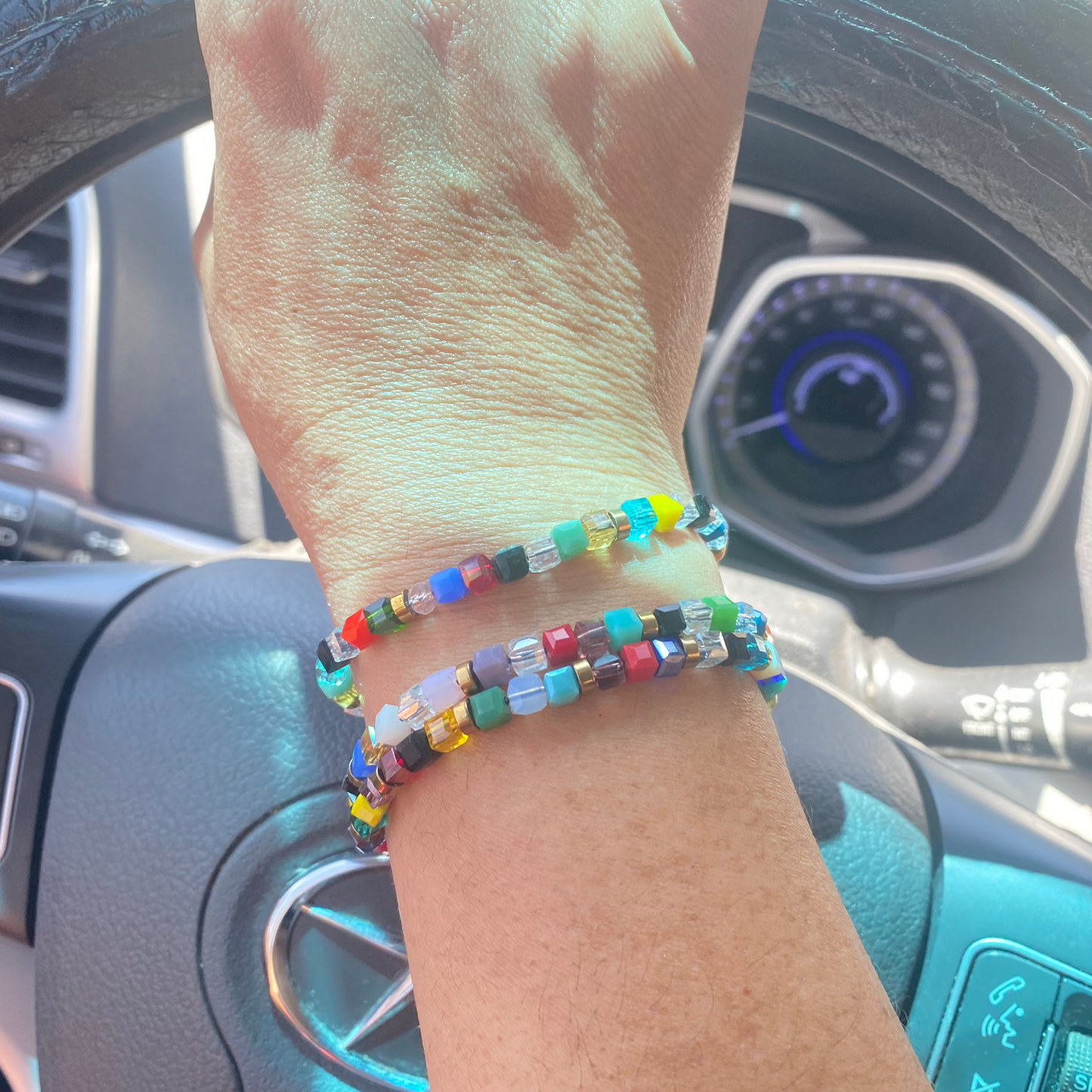 Pulsera de cristales de colores