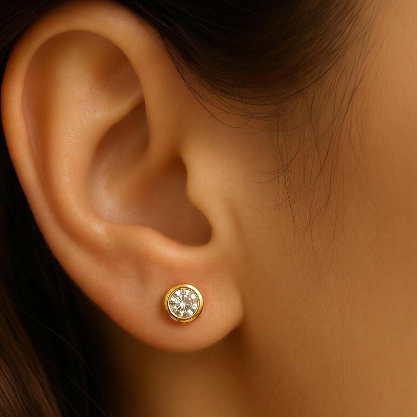 Aretes Cloe | Acero inoxidable con baño de oro 18K | Hipoalergénicos